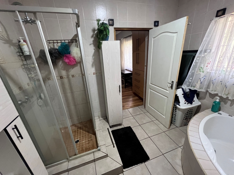 4 Bedroom Property for Sale in Stilfontein North West